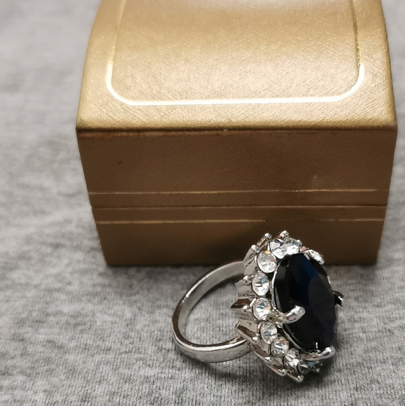 #5~New Royal Blue zircon ring - Picture 4 of 4